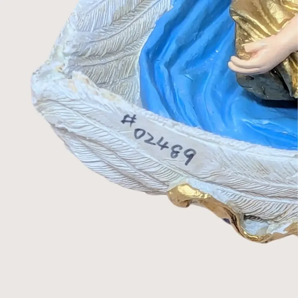 Vintage Mark Klaus Angels Among Us Resin Ornament